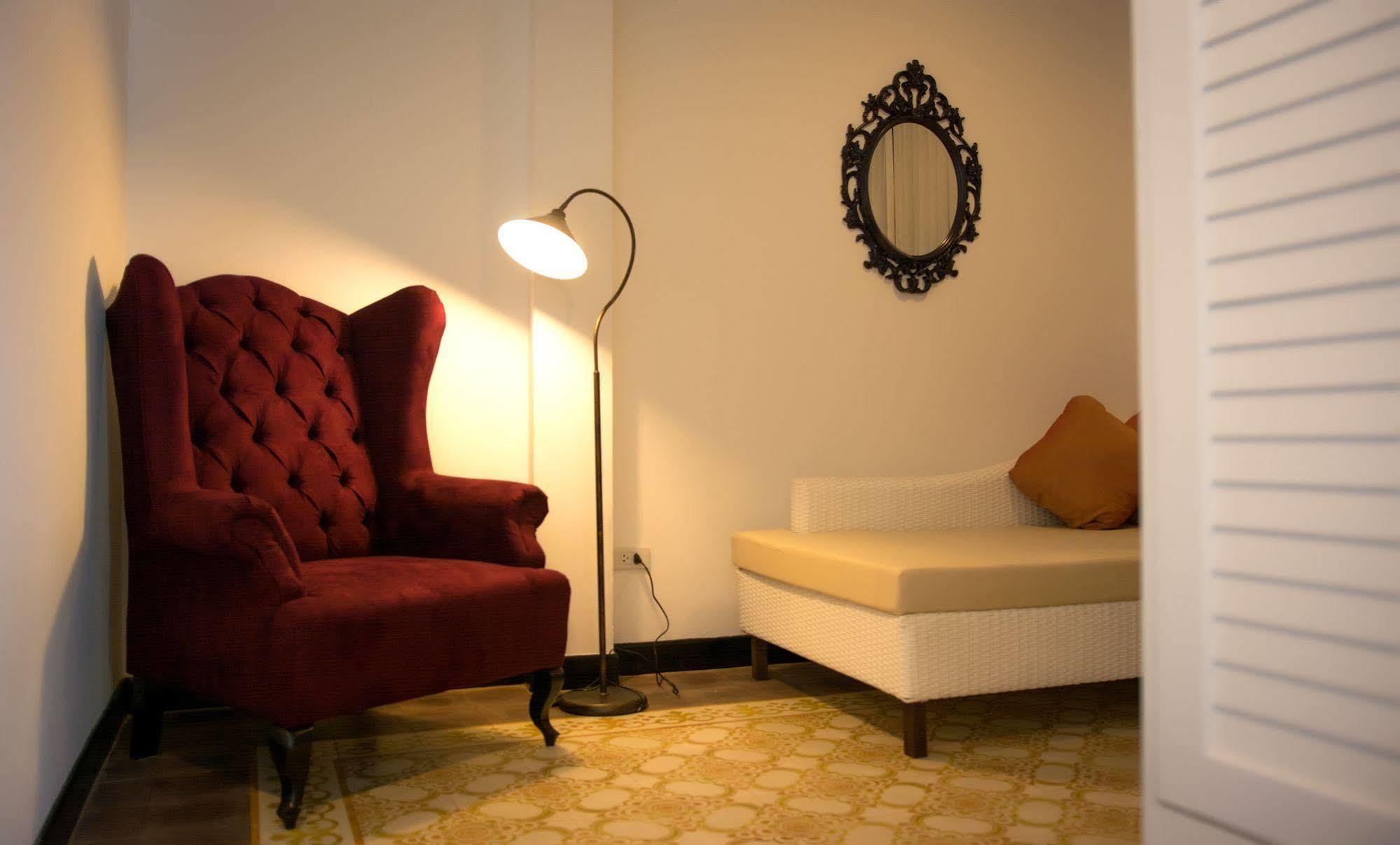 Nidhra Lanna Khách sạn 4*